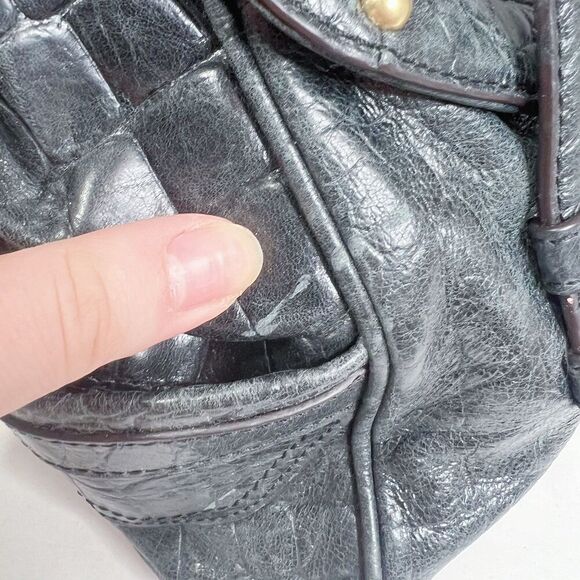 B. Makowsky Black Leather Crocodile Embossed Shoulder Bag Purse - Picture 9 of 10